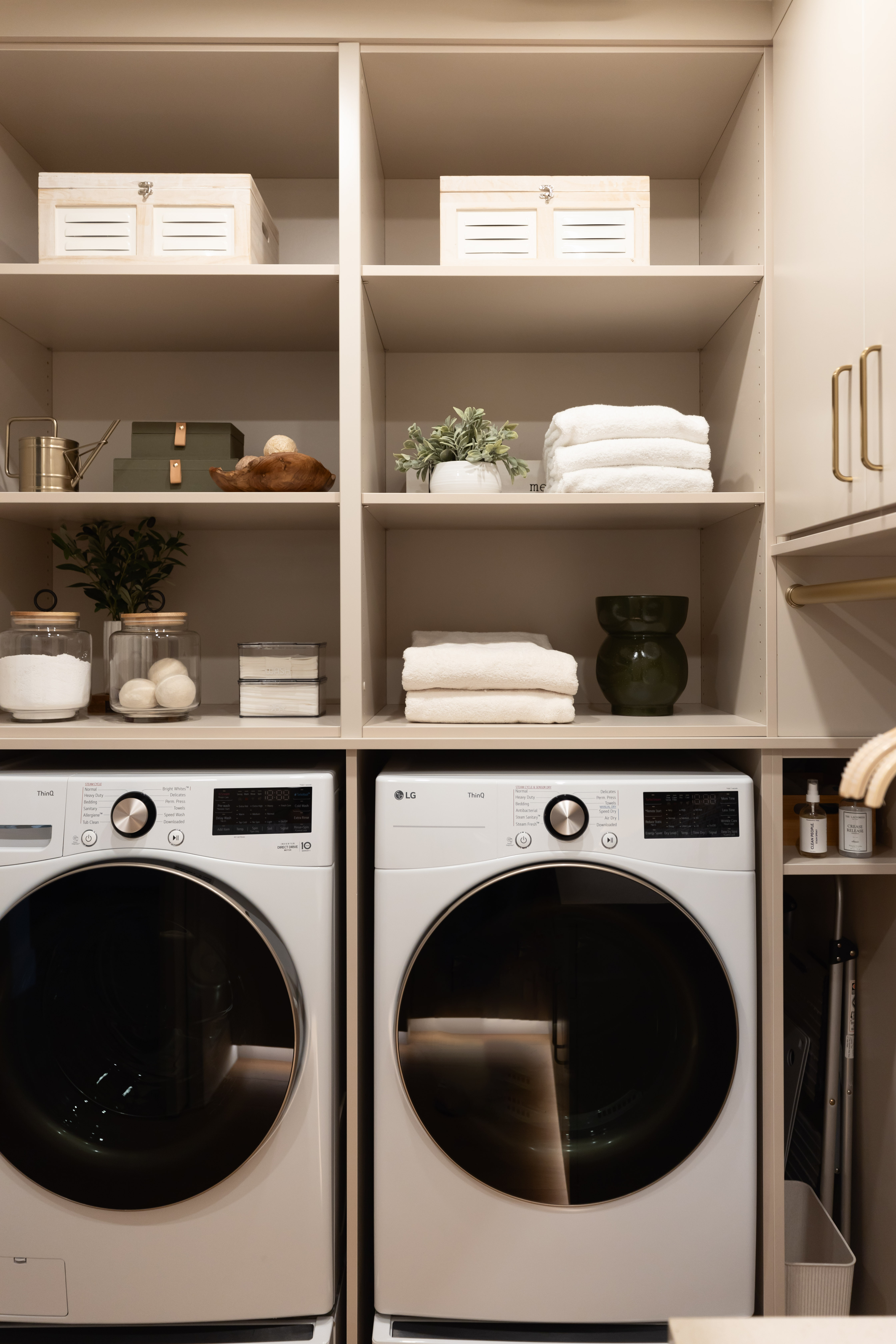 Laundry Rooms project 9