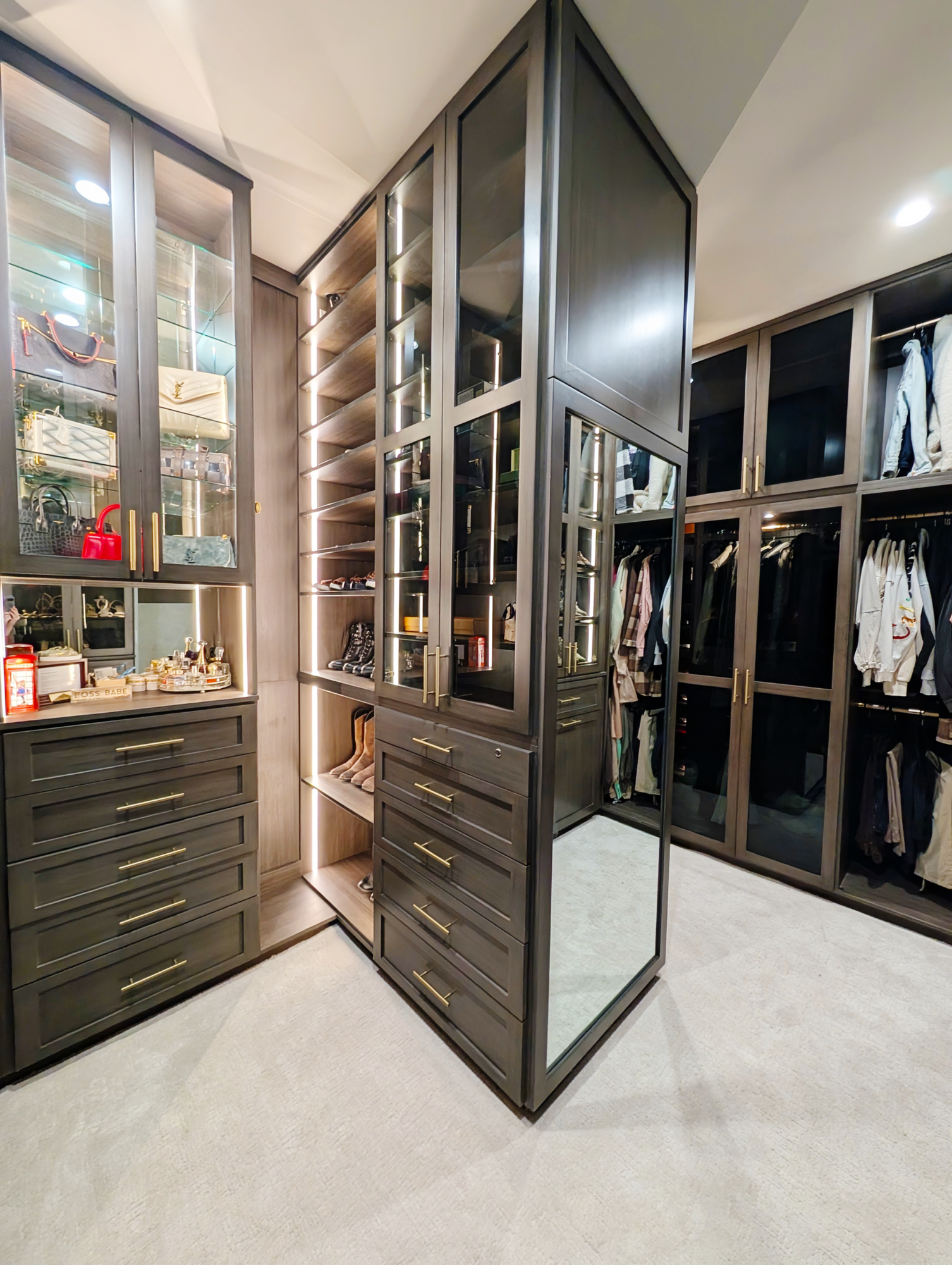 Walk-in Closets project 8
