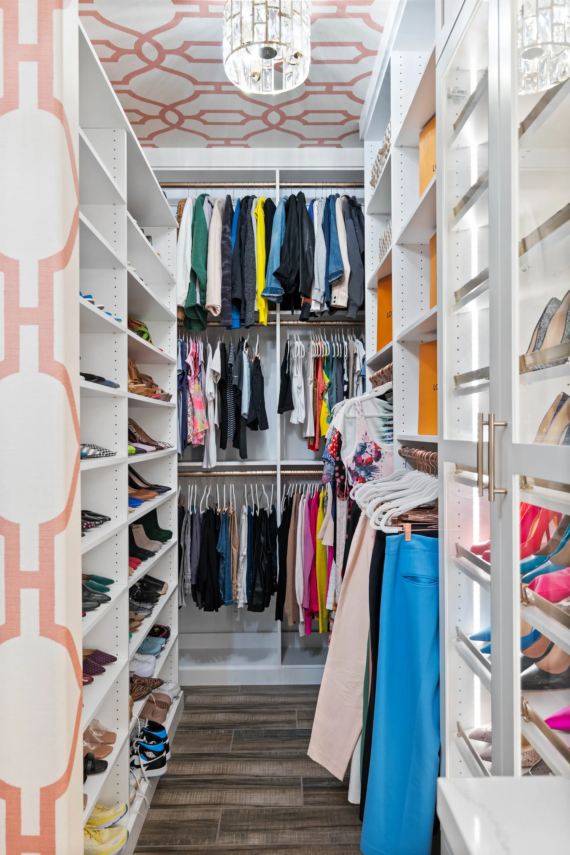 Walk-in Closets project 9